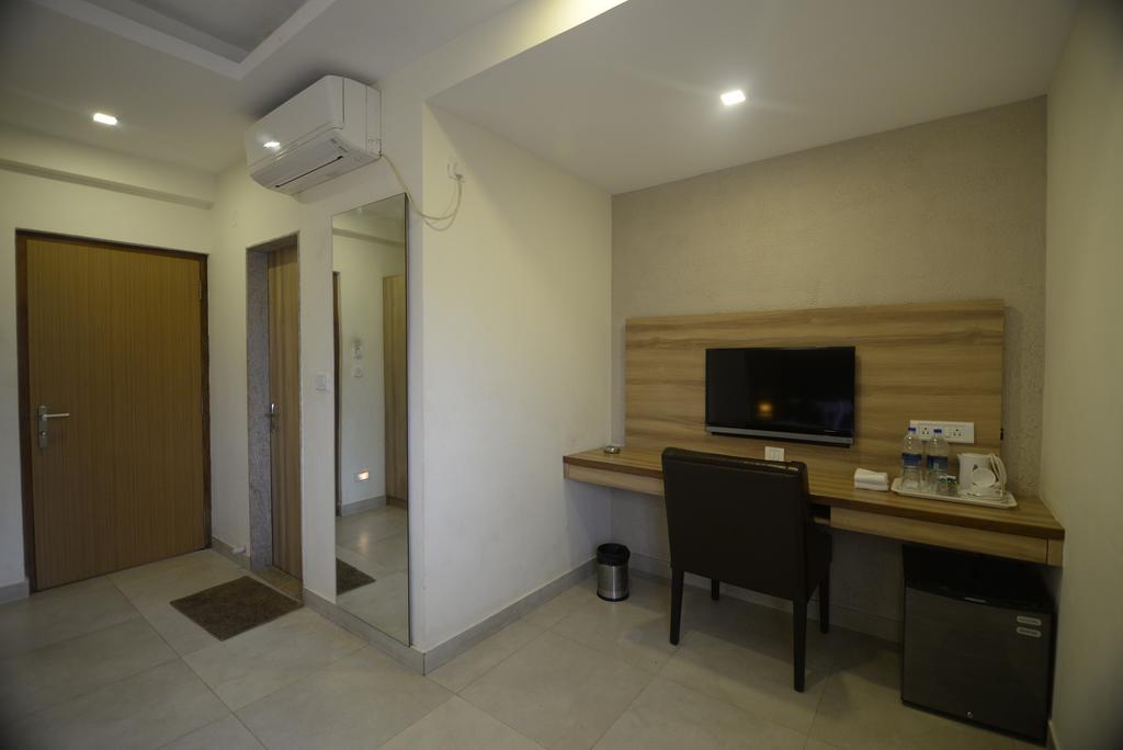 Hotel Sunkissed Plaza Calangute Exterior foto